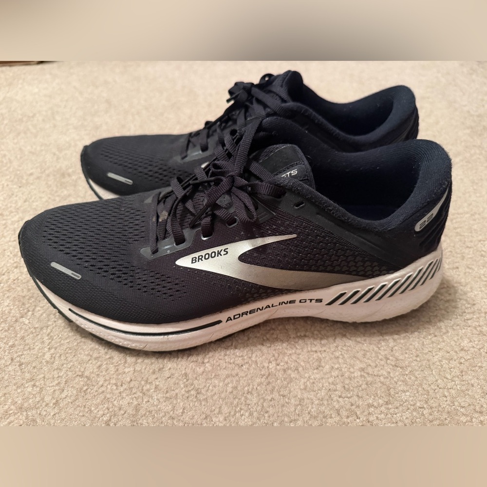 Brooks Adrenaline 22